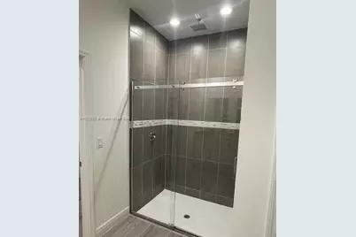 3034 E Briarwood Cir, Labelle, FL 33935 - Photo 5