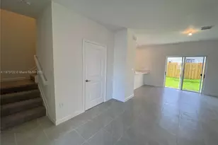 2609 SE 11th St, Homestead, FL 33035 - Photo 9