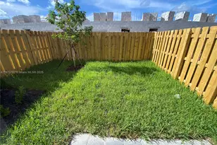 2609 SE 11th St, Homestead, FL 33035 - Photo 7