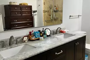 5825 Collins Ave, Miami Beach, FL 33140 - Photo 11