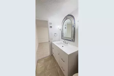 7121 Miami Lakes Dr #Q8, Miami Lakes, FL 33014 - Photo 25