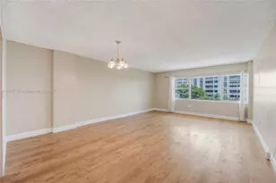 1700 NE 105th St, Miami Shores, FL 33138 - Photo 3