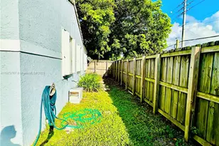 1501 NE 3rd Ave, Fort Lauderdale, FL 33304 - Photo 29