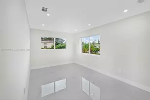 1011 NW 89th St, Miami, FL 33150 - Photo 31