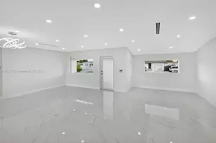 1011 NW 89th St, Miami, FL 33150 - Photo 5