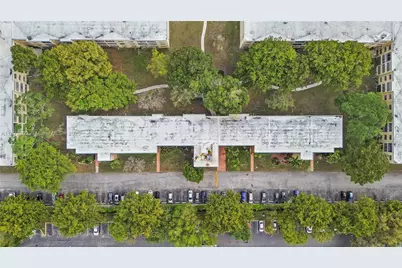 300 Berkley Rd #107, Hollywood, FL 33024 - Photo 49