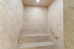 300 Berkley Rd, Hollywood, FL 33024 - Photo 35