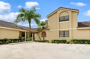 6460 NW 170th Terrace, Hialeah, FL 33015 - Photo 3