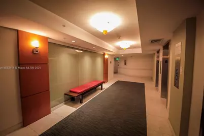 [Address not provided], Hollywood, FL 33019 - Photo 31