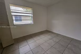 824 Twin Lakes Dr, Coral Springs, FL 33071 - Photo 11