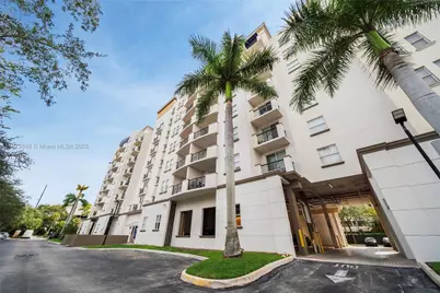 9021 SW 94th St #310, Miami, FL 33176 - Photo 3
