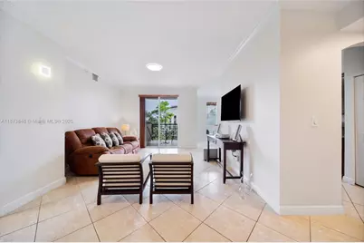 9021 SW 94th St #310, Miami, FL 33176 - Photo 7