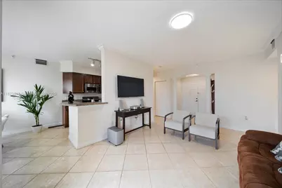 9021 SW 94th St #310, Miami, FL 33176 - Photo 5