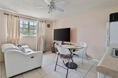 7801 SW 9th Ter, Miami, FL 33144 - Photo 21