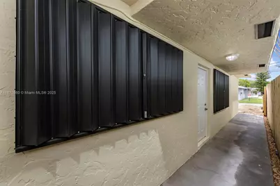 2033 Dewey St, Hollywood, FL 33020 - Photo 11