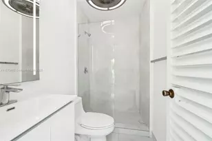 425 Harbor Dr, Key Biscayne, FL 33149 - Photo 57