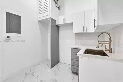 5850 NE 3rd Ave #1, Miami, FL 33137 - Photo 3