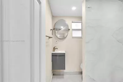 921 NW 110th St #1, Miami, FL 33168 - Photo 9