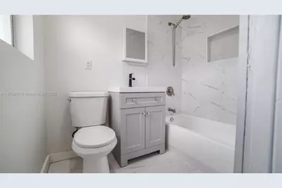 720 NW 4th Ave #4, Fort Lauderdale, FL 33311 - Photo 5