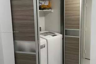 19501 E Country Club Dr, Aventura, FL 33180 - Photo 21