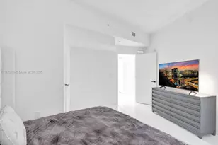 851 NE 1st Ave, Miami, FL 33132 - Photo 33