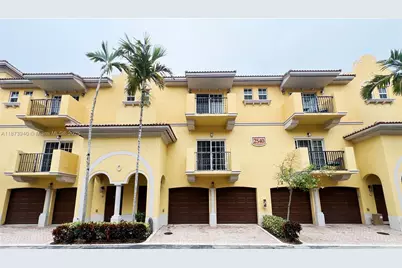 2540 SW 14th Ave #203, Fort Lauderdale, FL 33315 - Photo 1