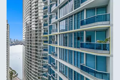 200 Biscayne Boulevard Way #3601, Miami, FL 33131 - Photo 21