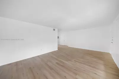 10001 W Bay Harbor Dr #404, Bay Harbor Islands, FL 33154 - Photo 5