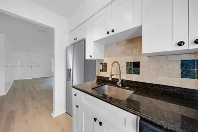 10001 W Bay Harbor Dr #404, Bay Harbor Islands, FL 33154 - Photo 13