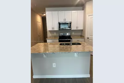 478 Salisbury Cir, Fort Pierce, FL 34982 - Photo 5