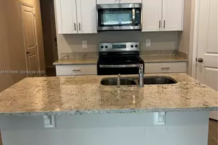 478 Salisbury Cir, Fort Pierce, FL 34982 - Photo 5