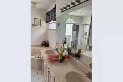 188 Gulfstream Cir, Royal Palm Beach, FL 33411 - Photo 15