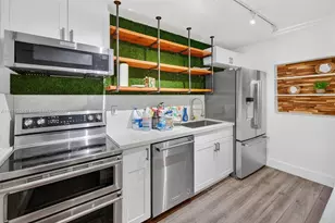 1643 NE 8th Ave, Fort Lauderdale, FL 33305 - Photo 9