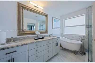 9770 Scribner Ln, Wellington, FL 33414 - Photo 17