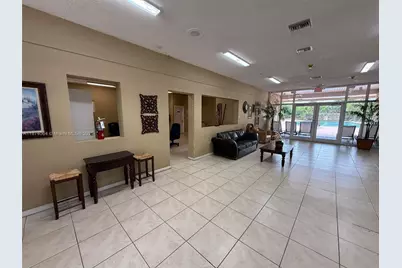 6940 Miami Gardens Dr #1-122, Hialeah, FL 33015 - Photo 3