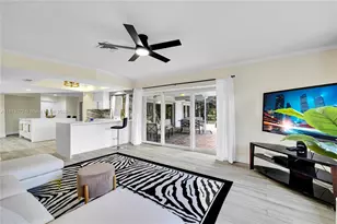 5706 Guava Dr, Tamarac, FL 33319 - Photo 9