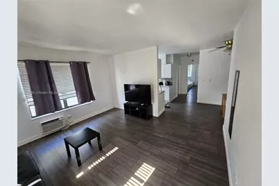 7320 Carlyle Ave #4, Miami Beach, FL 33141 - Photo 3