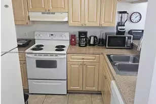 102 SW 6th Ave, Miami, FL 33130 - Photo 7