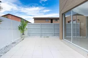 5698 W 25th Ct, Hialeah, FL 33016 - Photo 17