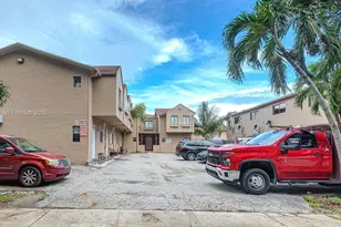 5698 W 25th Ct, Hialeah, FL 33016 - Photo 29