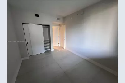 16385 Biscayne Blvd #606, North Miami Beach, FL 33160 - Photo 17