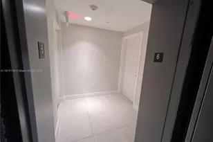 16385 Biscayne Blvd, North Miami Beach, FL 33160 - Photo 7