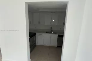 13700 NE 6th Ave, North Miami, FL 33161 - Photo 23