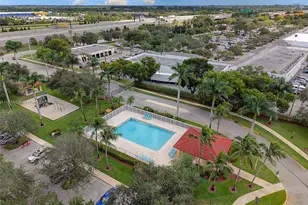 239 Mahogany Terrace, Davie, FL 33325 - Photo 35