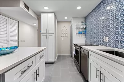 812 Sky Pine Way #C2, Greenacres, FL 33415 - Photo 11