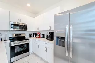 716 SE 14th St, Homestead, FL 33034 - Photo 23