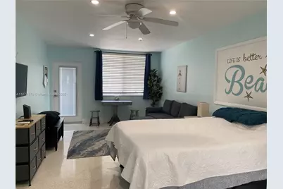 4228 N Ocean Dr #11, Lauderdale by the Sea, FL 33308 - Photo 1