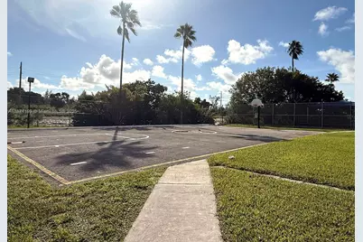 4160 Inverrary Dr #112, Lauderhill, FL 33319 - Photo 45