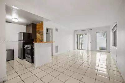 641 Espanola Way #3, Miami Beach, FL 33139 - Photo 3