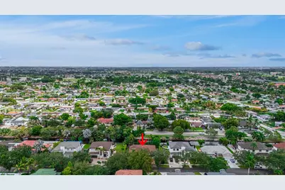 7841 NW 169th Ter, Miami Lakes, FL 33016 - Photo 47